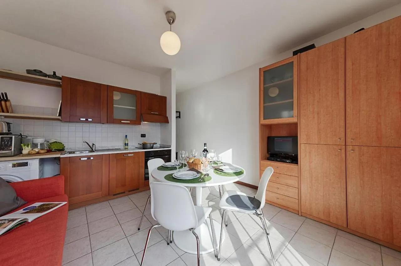 אקסריה 1-Bedroom Apartment Endless Summer 0*,